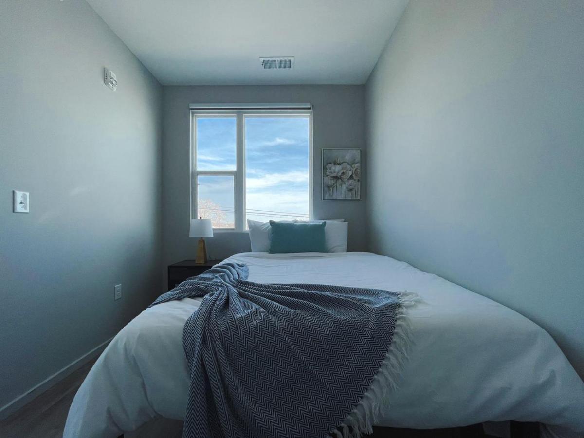 Sleepover 1Bd 1Ba Omaha Apartments ภายนอก รูปภาพ