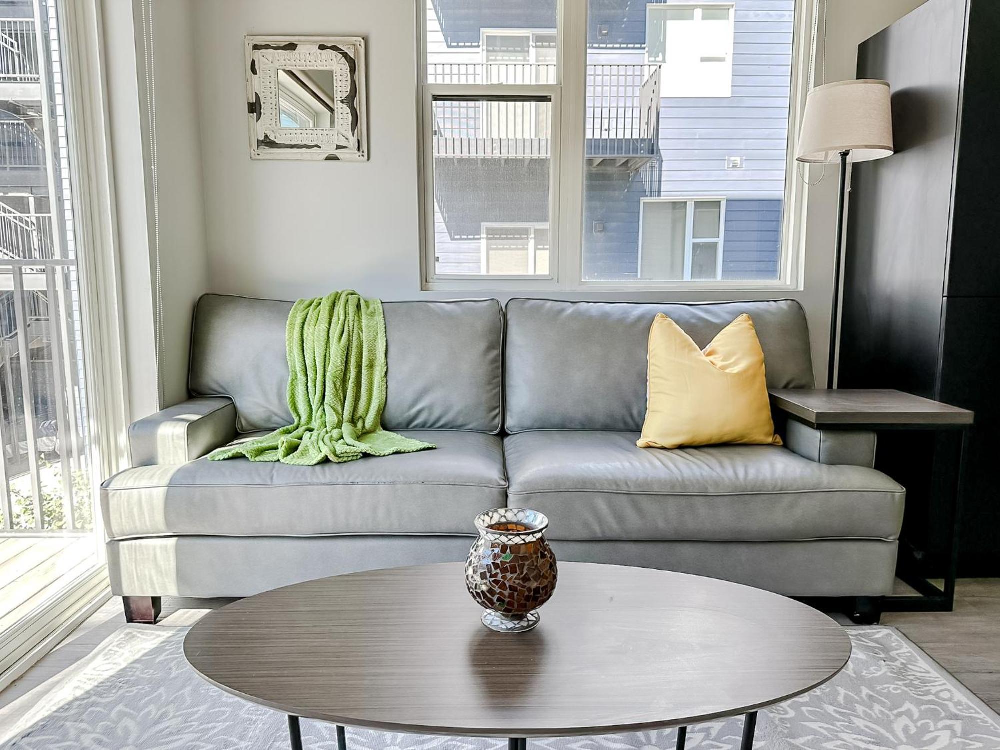 Sleepover 1Bd 1Ba Omaha Apartments ภายนอก รูปภาพ