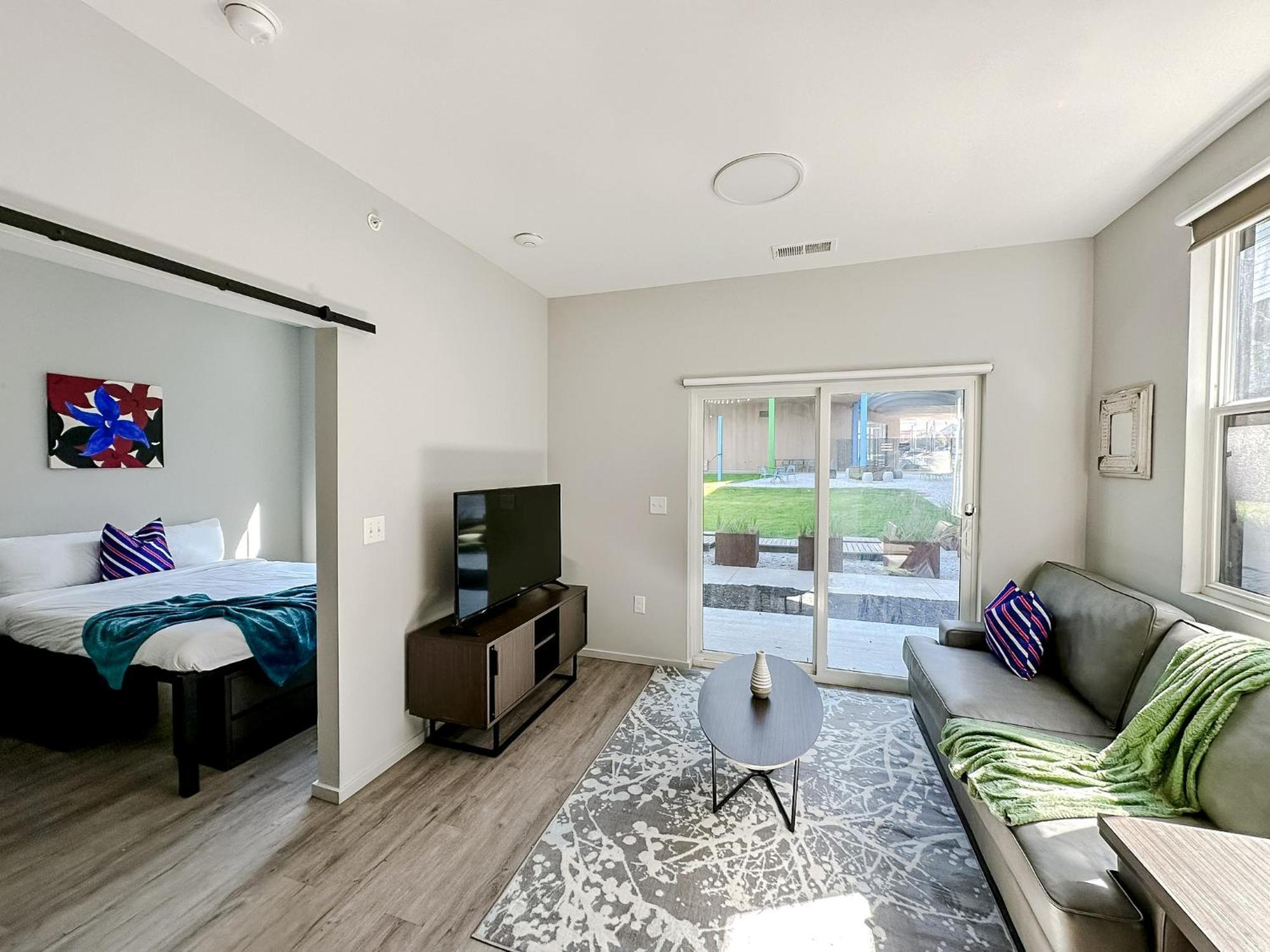 Sleepover 1Bd 1Ba Omaha Apartments ภายนอก รูปภาพ
